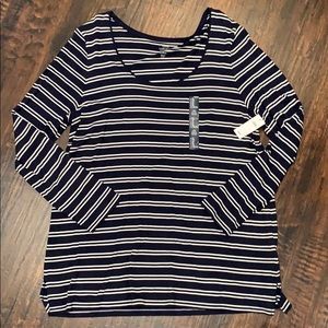 Gap long sleeve striped tee